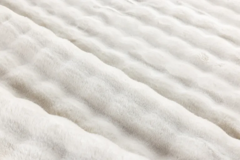 Valge polüestervaip Novis 160 × 230 cm - 61549-112