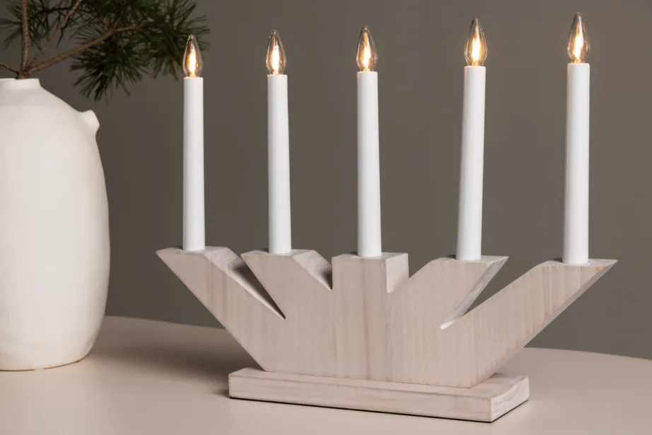 Valge peitsiga männipuidust advendiküünlalamp Verbier, 5-pirnine, 61840-130 – 9