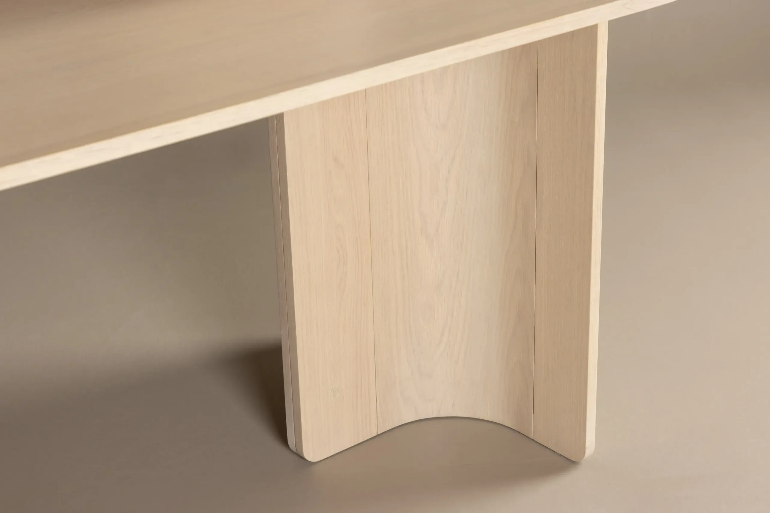 Tyresö ovaalne söögilaud, valge peitsiga MDF (220 × 100 cm) - 61953-130