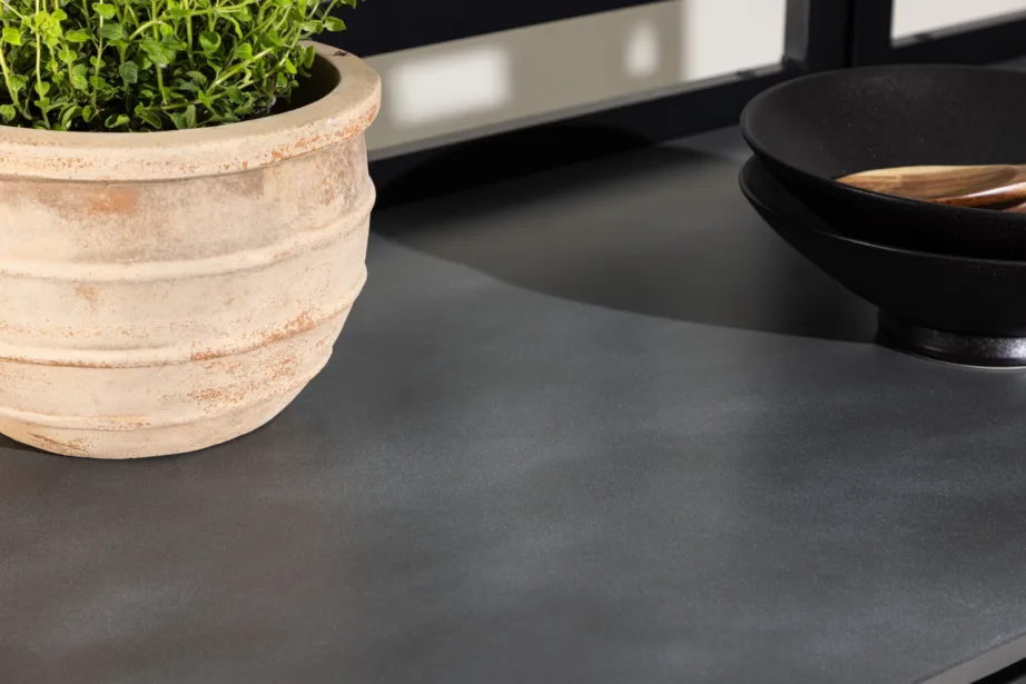 Alicante väliköögi tööpind musta alumiiniumraami ja halli kiviplaadiga, 3011002 – 7