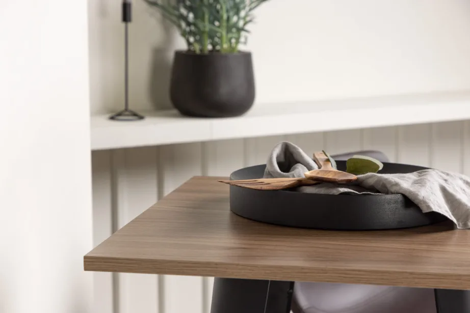 Baarikomplekt Tempe laud ja pruunid Alexi baritoolid (pähklitooni MDF, must metall), GR23435 – 10