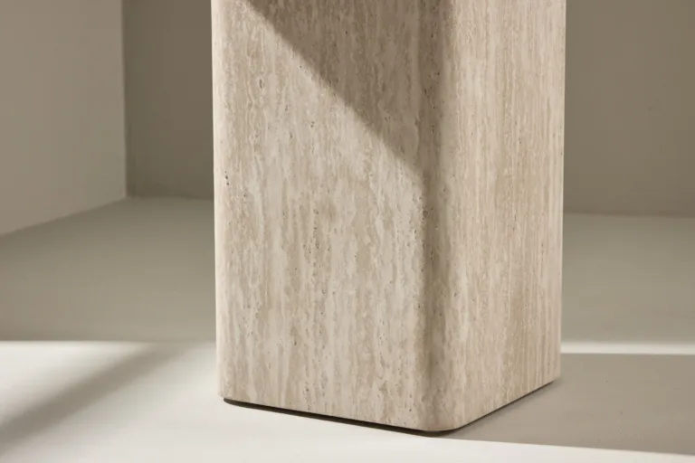Beež MDF diivanilaud Qvart (travertiinimustriga, 50x50x56 cm) - 62061-999