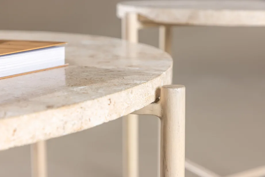 Beež kivist abilauakomplekt Sandhamn Mactani kivist lauaplaadi ja rauast jalgadega, ⌀70 cm ja ⌀40 cm, GR24620 – 9