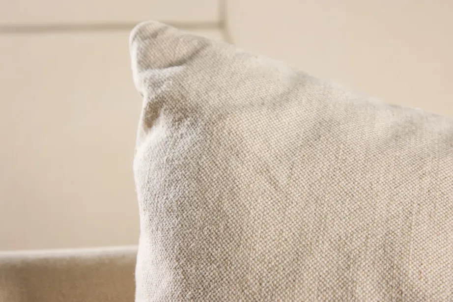 Beež linase kattega tugitool Mollösund, tammepuidust jalgadega, 61804-256 – 12