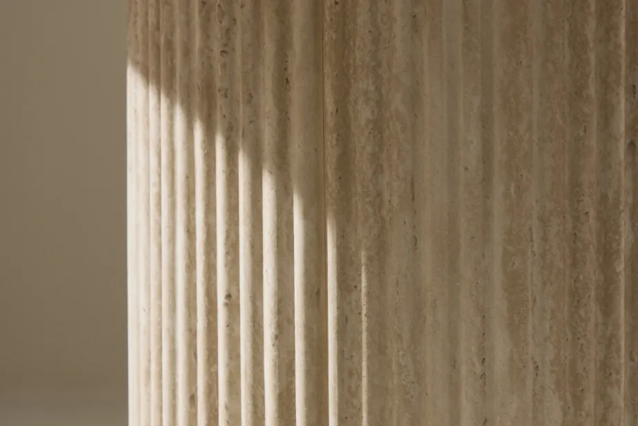 Beež ümmargune diivanilaud Härön (MDF, ø50×45 cm, travertiinimustriga), 62059-999 – 11