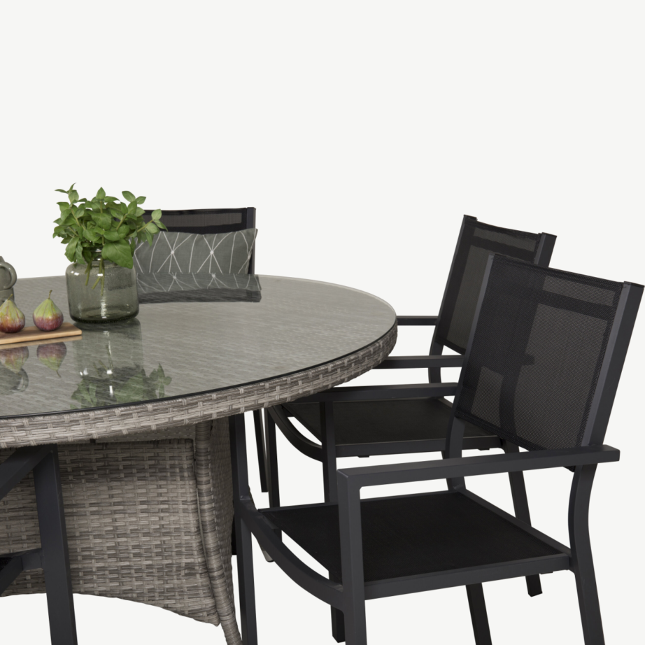 Volta ümmargune aiamööblikomplekt klaaslauaga, mustad virnastatavad toolid, GR18298 – 4