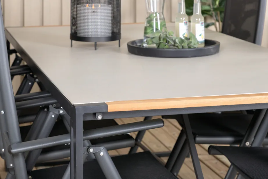 Texas ristkülikukujuline söögilaud (klaasist lauaplaat, must alumiinium, tiigipuust serv), GR18391 – 11