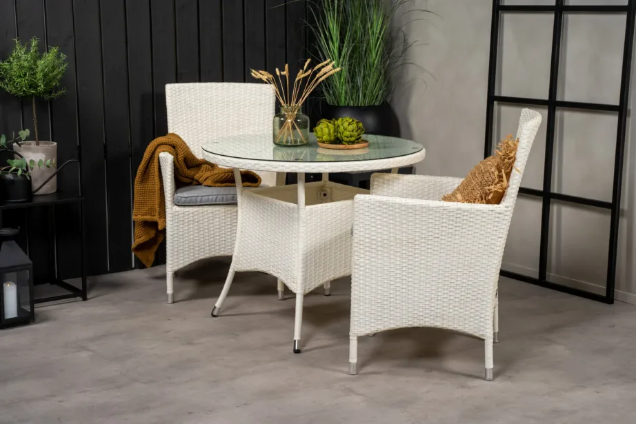Valgest kunstrotangist ümmargune aiamööblikomplekt Volta klaasist lauaplaadiga (tugitoolid patjadega), GR18730
