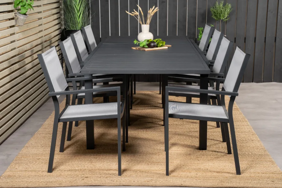 Laiendatav alumiiniumist aiamööblikomplekt Marbella musta laua ja hallide virnastatavate toolidega, GR18830 – 7