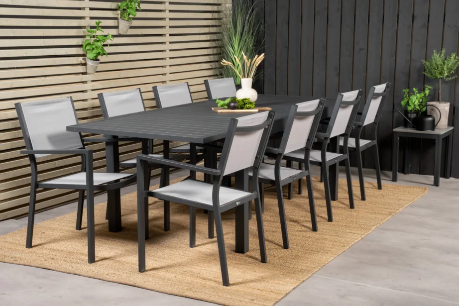 Laiendatav alumiiniumist aiamööblikomplekt Marbella musta laua ja hallide virnastatavate toolidega, GR18830 – 8