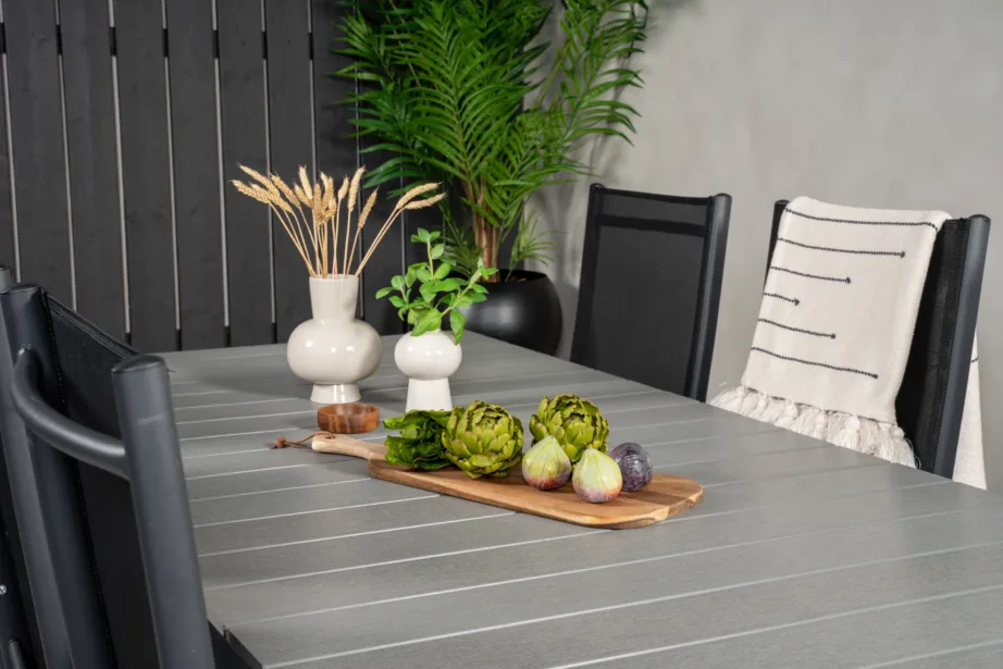 Aiamööblikomplekt Levels: ristkülikukujuline laud ja 6 musta Break tooli (hall puitplastkomposiit, alumiinium), GR18836 – 10