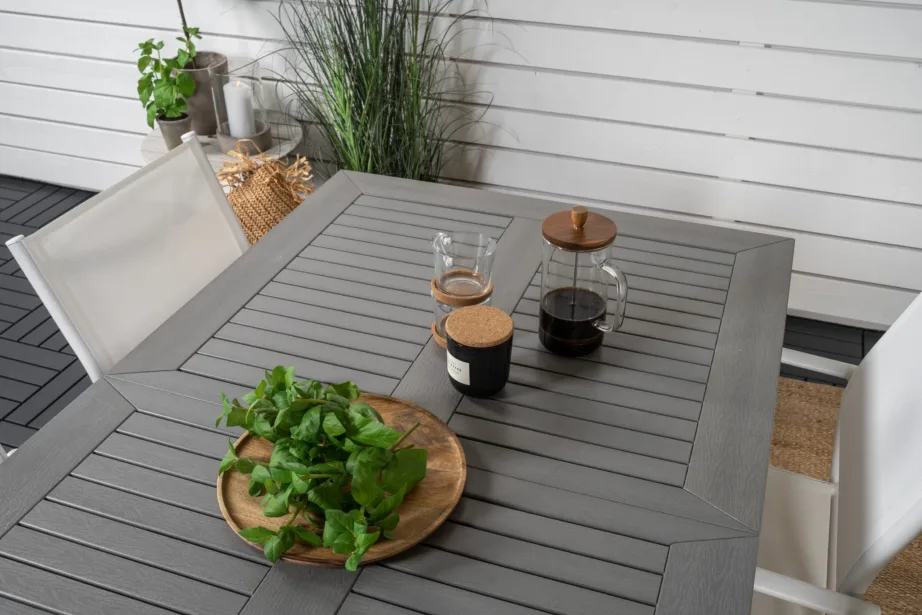 Pikendatav hall aiasöögilaud Albany puitplastkomposiidist valgete alumiiniumtoolidega Santorini, GR18994 – 9