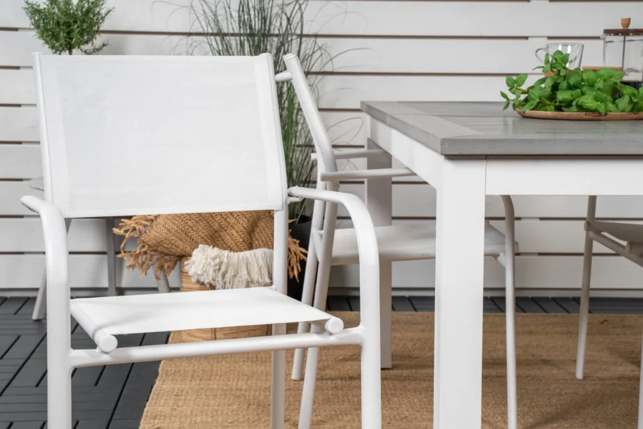 Pikendatav hall aiasöögilaud Albany puitplastkomposiidist valgete alumiiniumtoolidega Santorini, GR18994 – 10