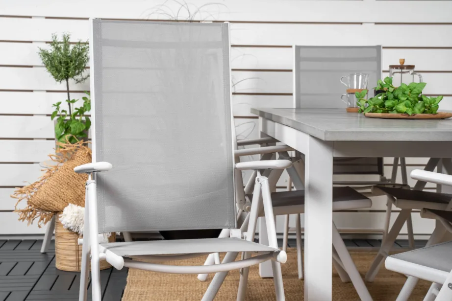 Albany söögilauakomplekt aeda (pikendatav laud, valge alumiinium, hall aintwood, kokkupandavad halli tekstileeniga toolid), GR18997 – 11