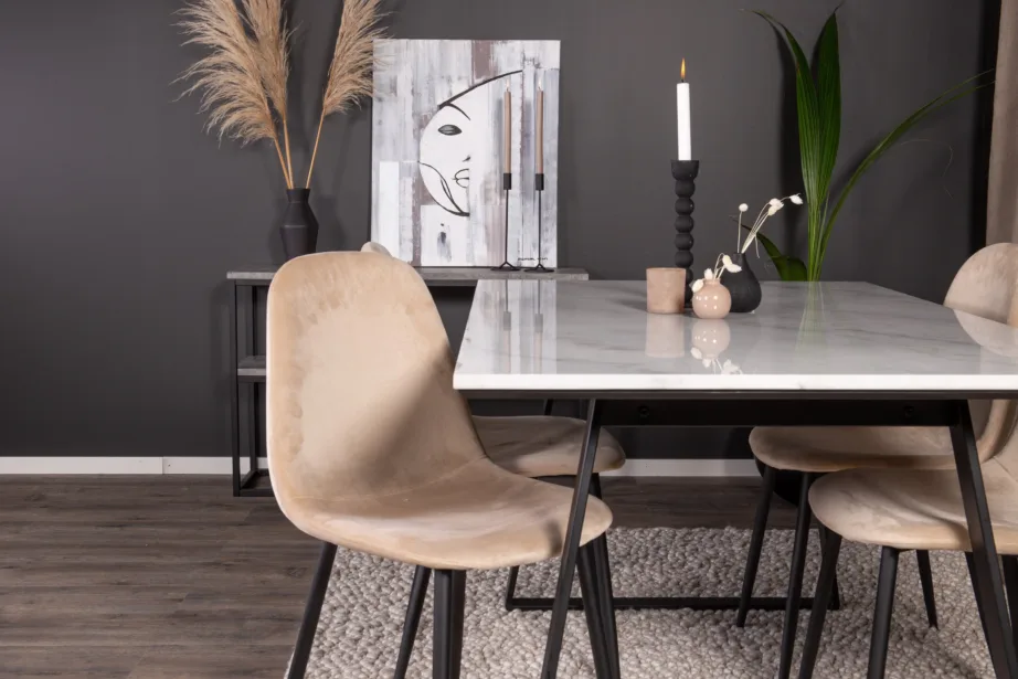 Estelle ristkülikukujuline valge marmorist söögilauakomplekt ja 4 beeži sametist tooli Polar, musta raamiga, GR19147 – 8