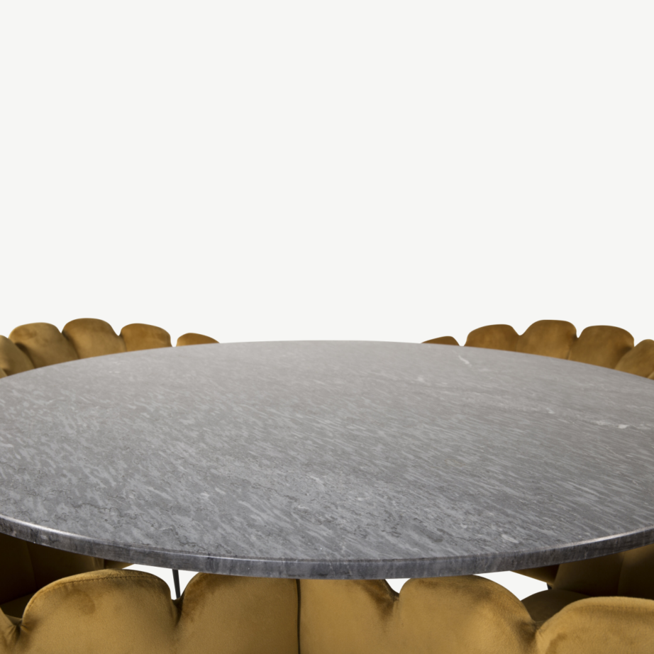 Estelle ümmarguse marmorlauaga söögikomplekt ja kuldkollased sametist Limhamn toolid, GR19174 – 2