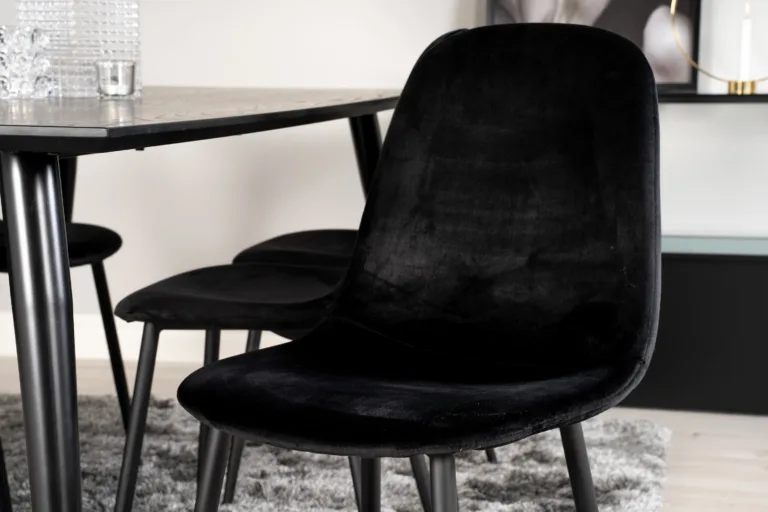 Must spoonitud ristkülikukujuline söögilaud Dipp kuldsete detailidega ja kuue musta velvetkattega tooliga - GR19209