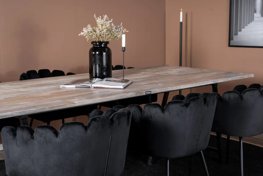 Rustikaalne tiigipuust söögilaud Jepara koos mustade samettoolidega Limhamn (250×100 cm), GR19243 – 7