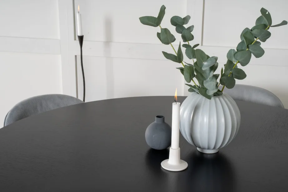 Copenhagen ümmargune must söögilaud helehallide Velvet toolidega (6 tk, must spoon, ø140 cm), GR19258 – 5