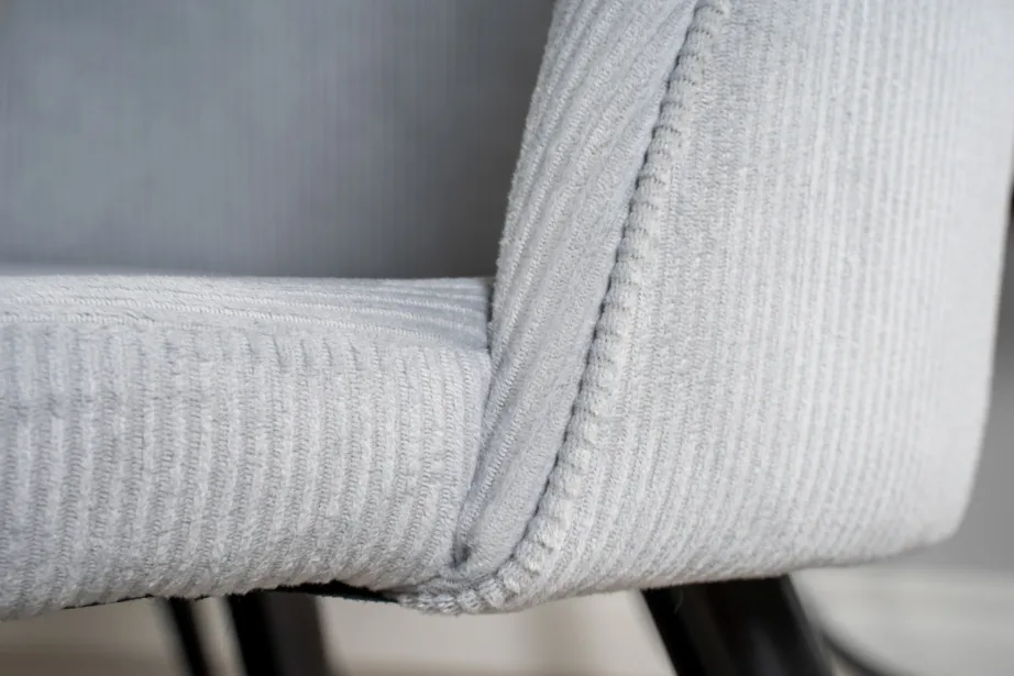 Copenhagen ümmargune must söögilaud helehallide Velvet toolidega (6 tk, must spoon, ø140 cm), GR19258 – 6