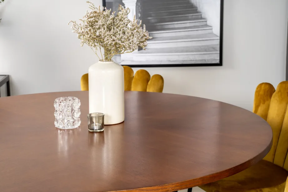 Ümmargune söögilauakomplekt Copenhagenile (pruuni lauaplaadiga, kuldkollased velvettoolid, 6 kohta), GR19333 – 5