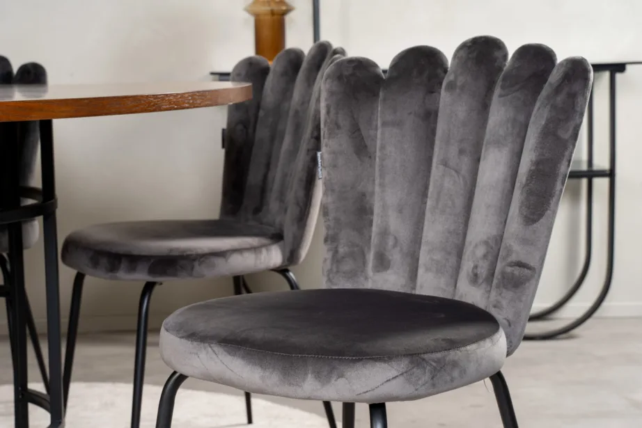 Ümmargune söögilauakomplekt Copenhagen hallide velvetist Limhamn toolidega, GR19334 – 6