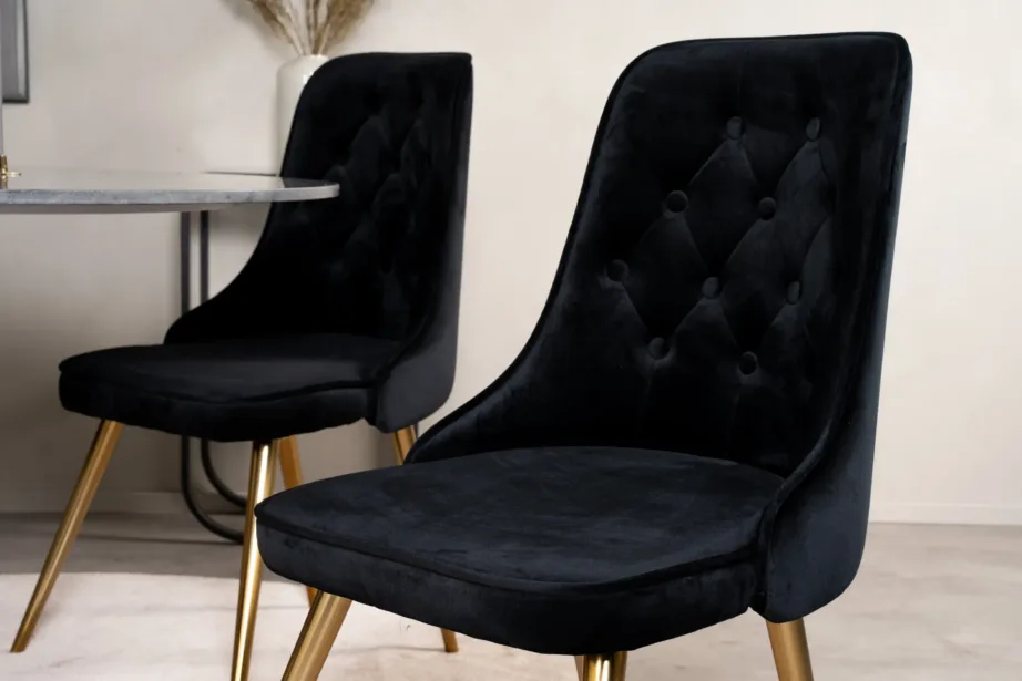 Estelle ümmargune marmorist söögilaud ja Velvet Deluxe samettoolid (must/kuld, ø106 cm), GR19360 – 7