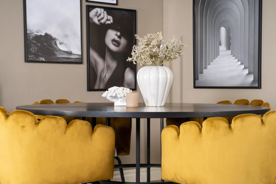 Copenhagen ümmargune must söögilauakomplekt kuldsete samettoolidega Limhamn, GR19392 – 5