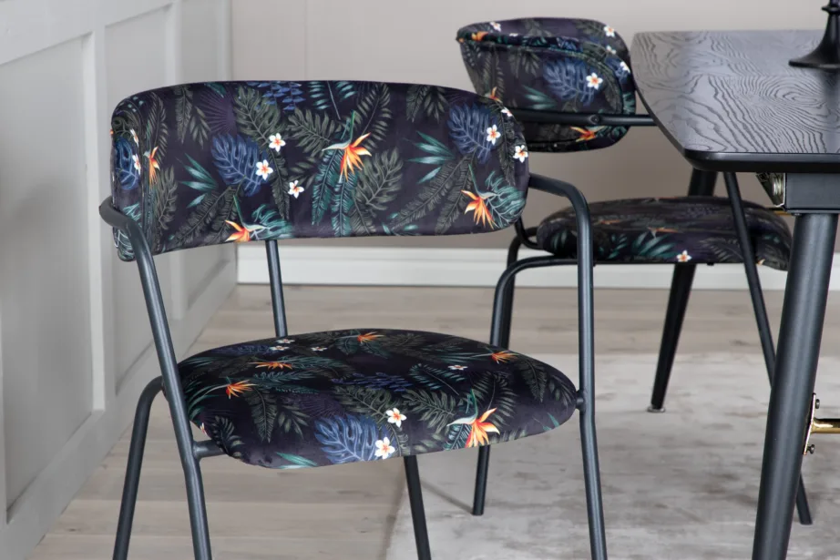 Must laiendatav söögilauakomplekt Gold messingudetailidega ja lillemustrilised Arrow toolid, GR19447 – 9