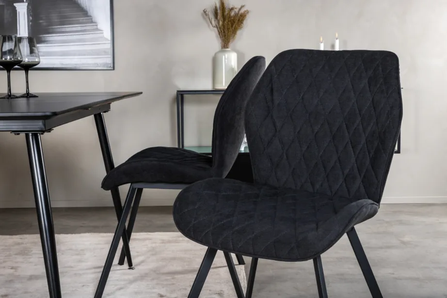 Silar ristkülikukujuline must söögilauakomplekt mustade MDF-laua ja polsterdatud toolidega, GR19595 – 7