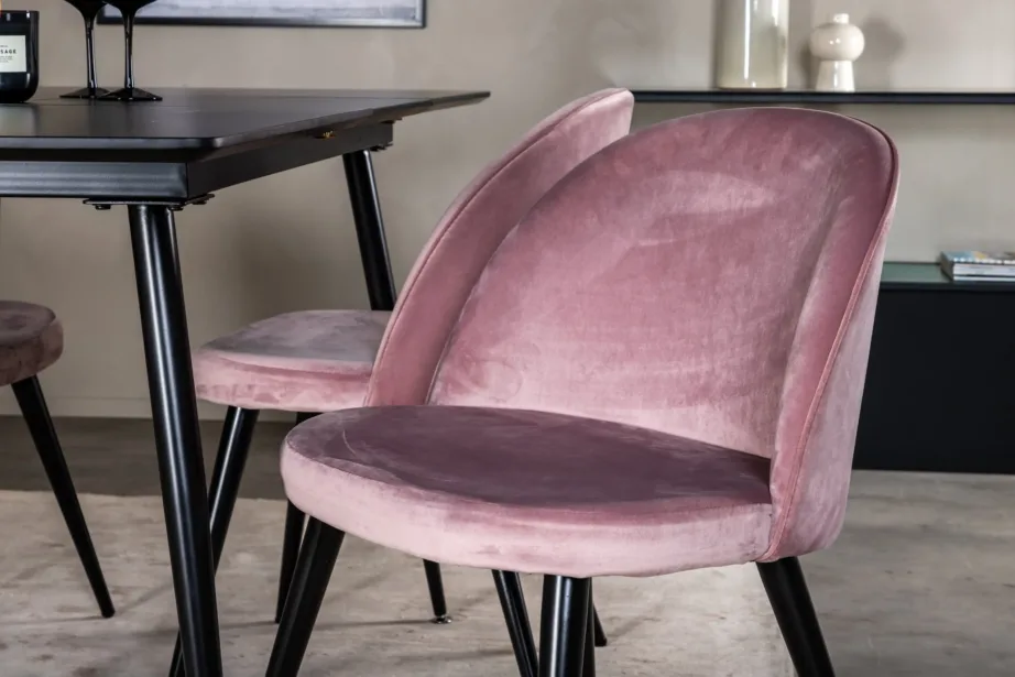 Silar must ristkülikukujuline söögilauakomplekt tolmuroosade samettoolidega, GR19605 – 7