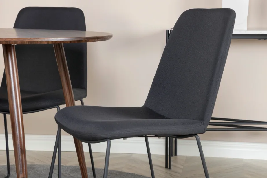 Plaza ümmargune söögilauakomplekt pähkliviimistluse ja mustade Muce toolidega (4 tk), GR19682 – 7