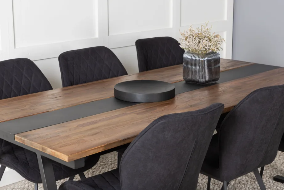 Jakarta ristkülikukujuline tiigipuust söögilaud ja mustad Gemma toolid (200×90 cm, metallraam), GR19751 – 8