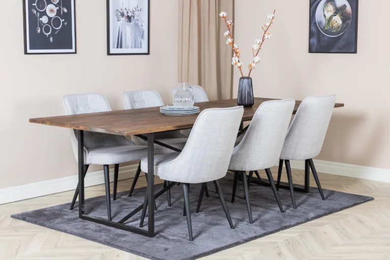 Tööstusstiilis tiigipuust söögilaud toolidega Padang koos hallide samettoolidega (6 tk), 250 × 100 cm - GR19796