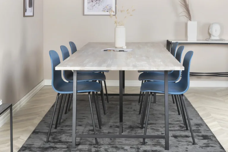 Hallist tiigipuidust söögikomplekt Jepara: suur söögilaud (250x100 cm) ja sinised Arctic toolid (1 laud, 6 tooli) - GR19813