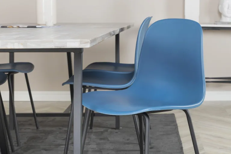 Hallist tiigipuidust söögikomplekt Jepara: suur söögilaud (250x100 cm) ja sinised Arctic toolid (1 laud, 6 tooli) - GR19813