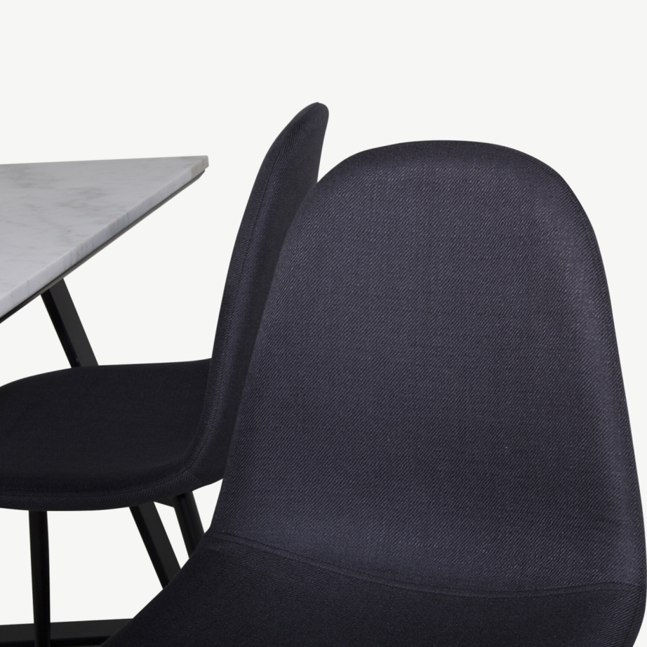 Valge marmorist söögilaud Estelle (ristkülikukujuline, mustad terasjalad) ja Polar söögitoolid (must polster, mustad jalad), GR19838 – 3