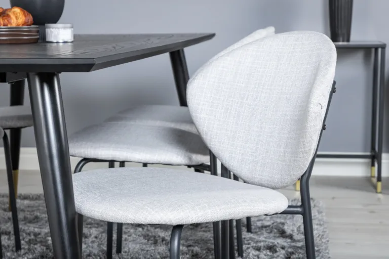 Must söögilauakomplekt Dipp (180 × 90 cm) kuldsete detailide ja halli kangaga toolidega - GR19963