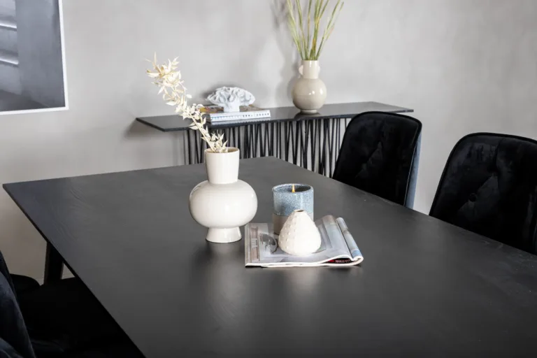 Must söögikomplekt Dipp samettoolidega messingitoonilistel jalgadel (180 × 90 cm) - GR19979