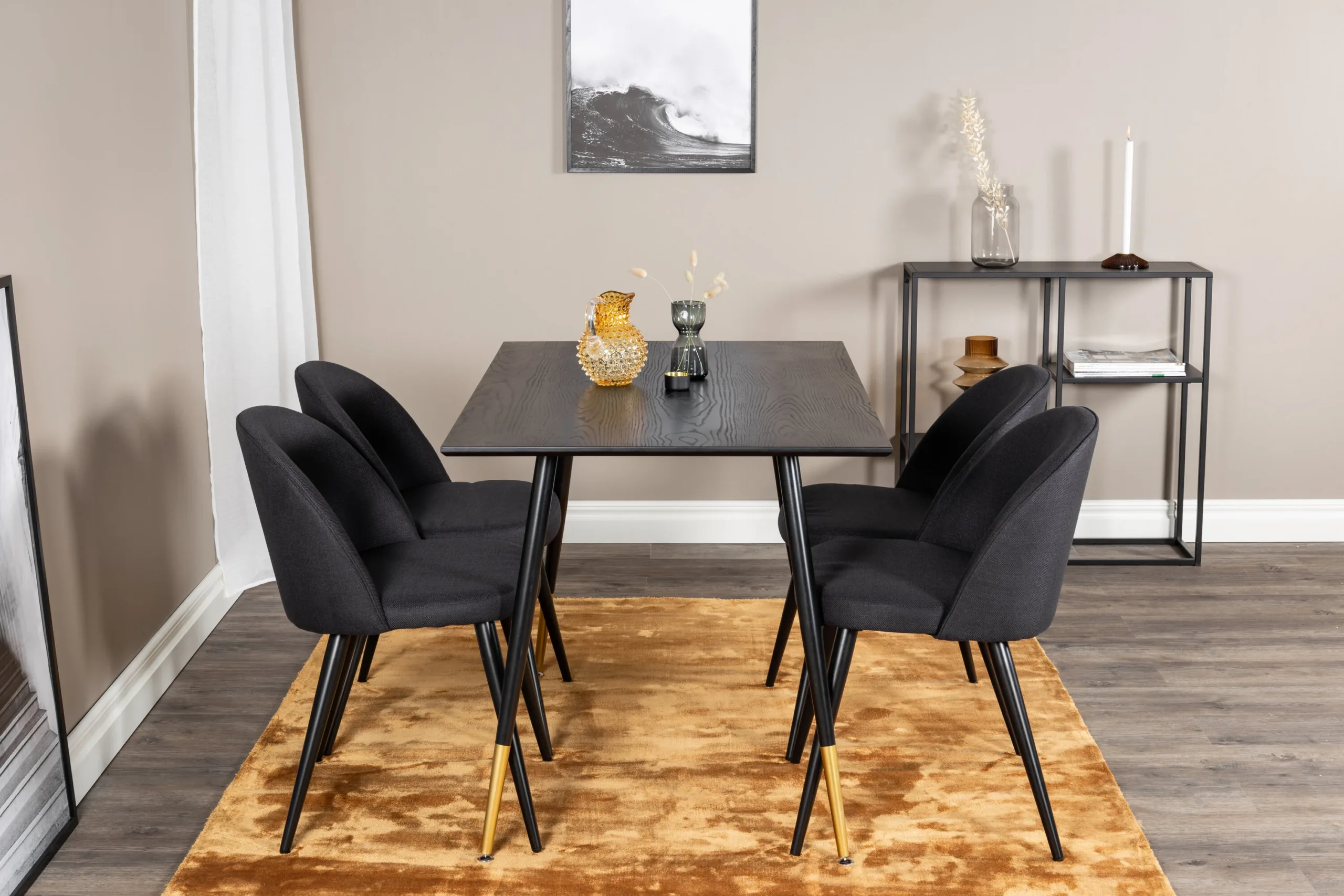 Must söögitoakomplekt Dipp laud 120x85 cm ja 4 velvetist tooli - GR20009