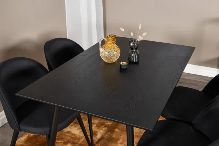 Must söögitoakomplekt Dipp laud 120x85 cm ja 4 velvetist tooli - GR20009