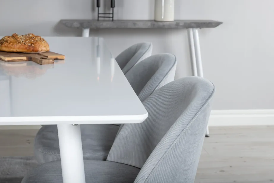 Valge söögilauakomplekt Polar 180 cm ja helehallid Velvet toolid, GR20075 – 9