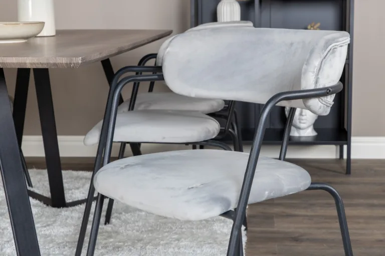 Hall söögitoakomplekt Marina – MDF-laud ja sametist toolid musta raamiga - GR20263