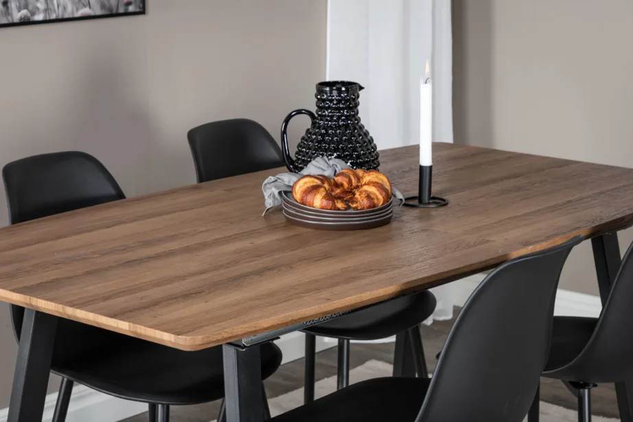 Söögitoakomplekt Inca tammepuidu imitatsiooniga lauaga ja mustade plastiktoolidega, 4 tk, GR20291 – 8