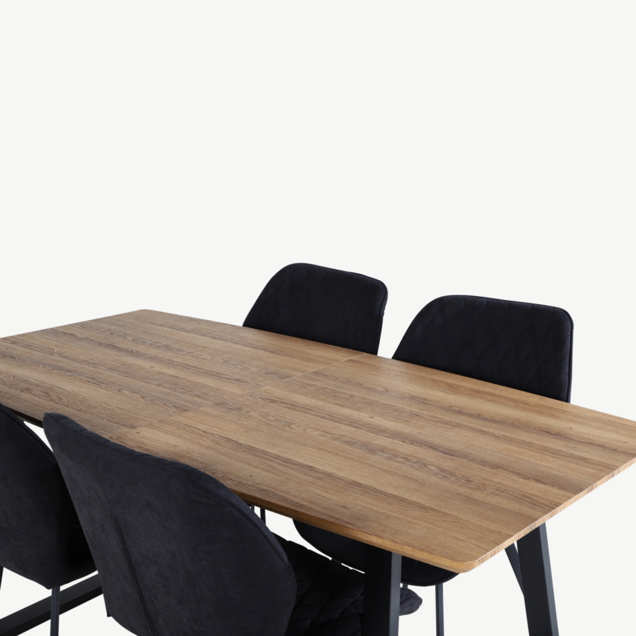 Pikendatav söögilaud Inca tammetoonis ja mustad sametist Gemma toolid, metalljalad, GR20293 – 4
