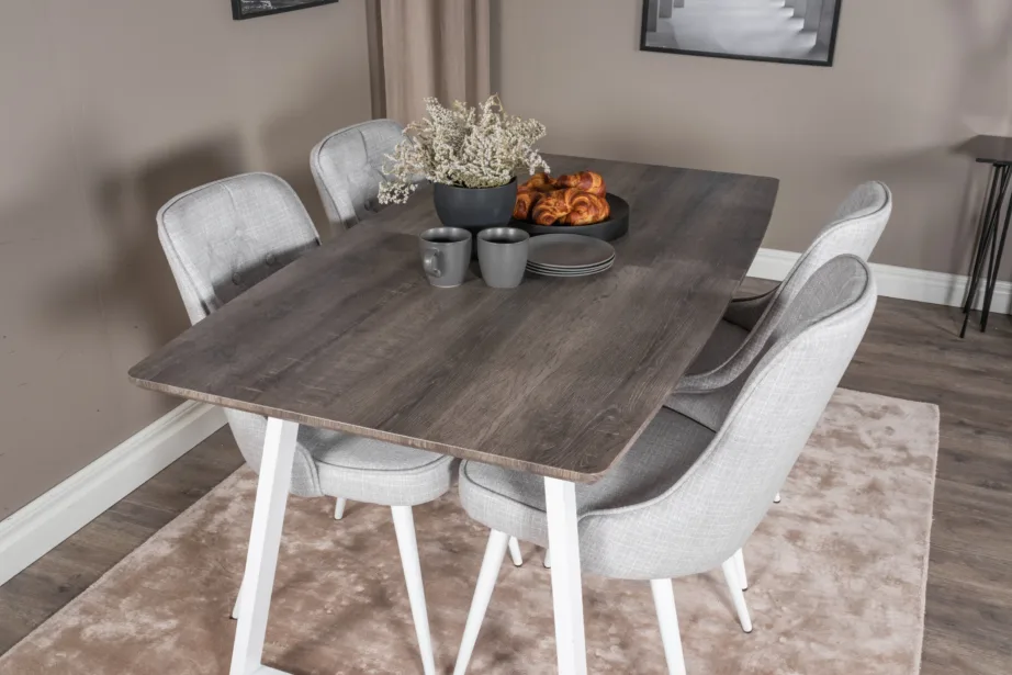 Hall tamme imitatsiooniga ristkülikukujuline söögilaud ja helehallid polsterdatud toolid Inca kollektsioonist, GR20318 – 8