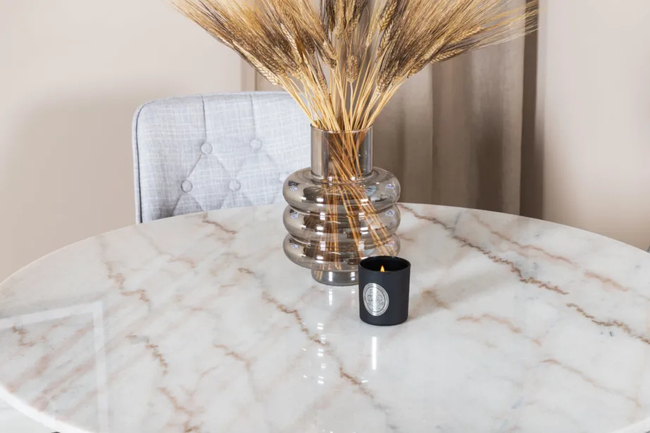 Estelle ümmargune marmorist söögilaud ja 4 helehalli polsterdatud tooli, GR20480 – 6