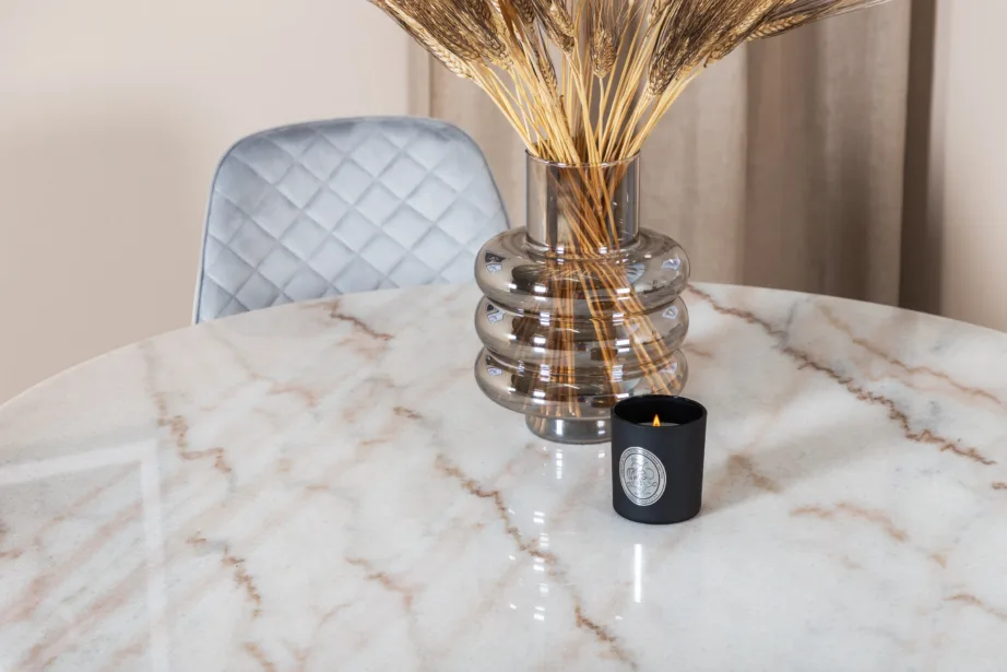 Ümmarguse marmorlauaplaadiga söögilaud Estelle ja hallid velvetist toolid Polar (4 tk), ø106 cm, GR20482 – 7