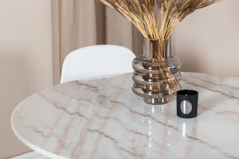 Ümar marmori imitatsiooniga söögilaud Estelle koos 4 Arctic valge tooliga, GR20483 – 10