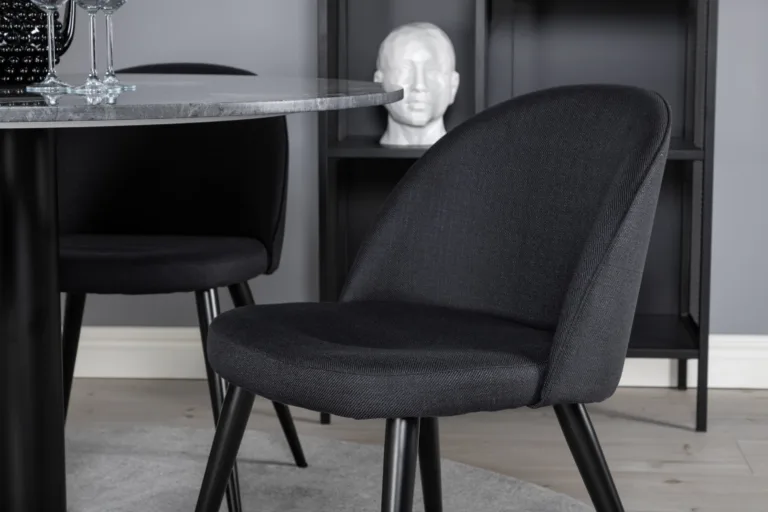 Estelle ümmargune marmorsöögilaud ja mustad Velvet toolid - GR20490